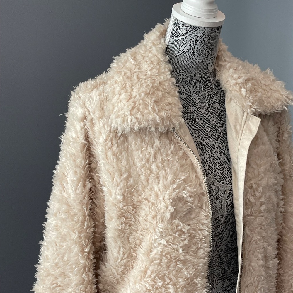 Divided Teddy Jacket - image 3